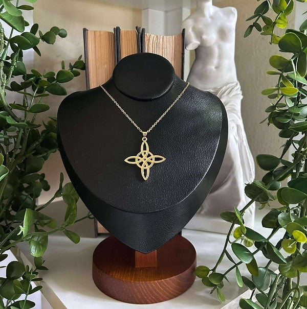 Celtic Knot Pendant Necklace
