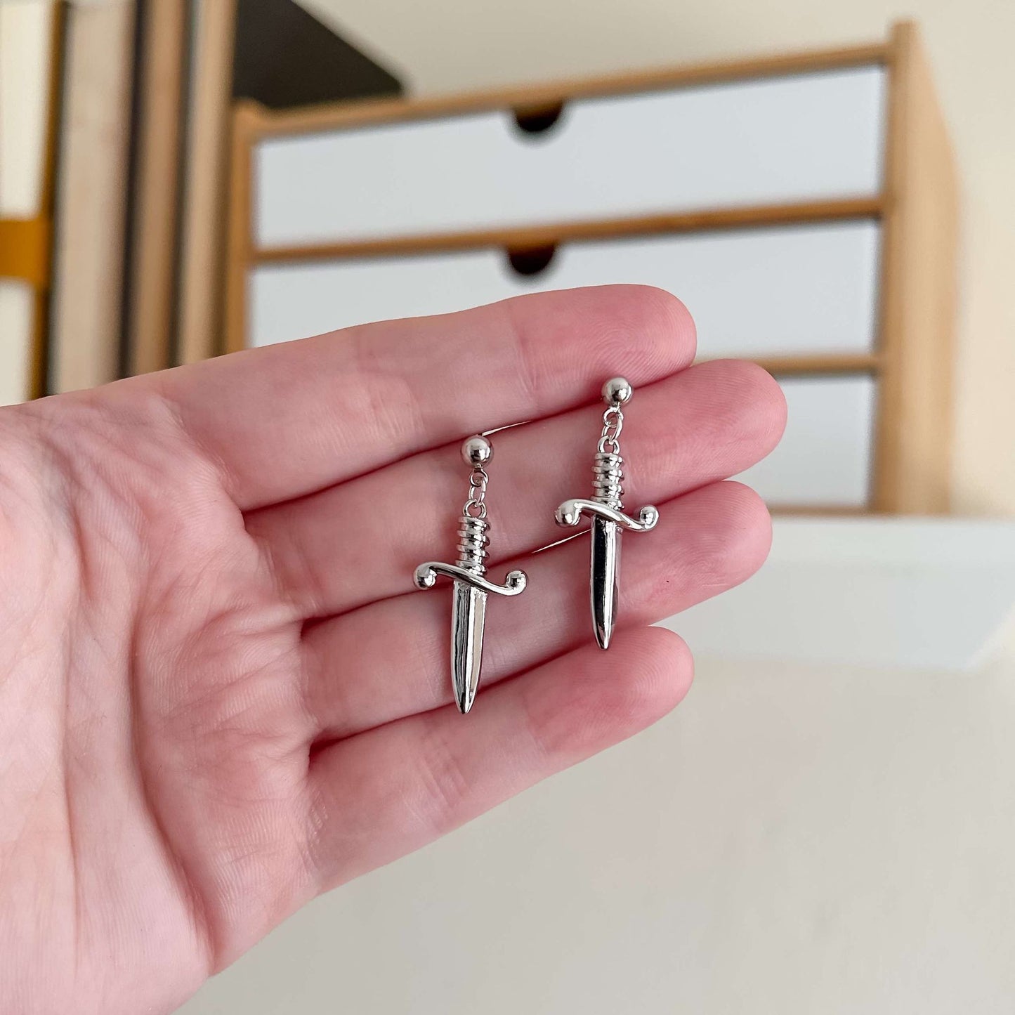 Dirk Dangle Earrings (Silver)