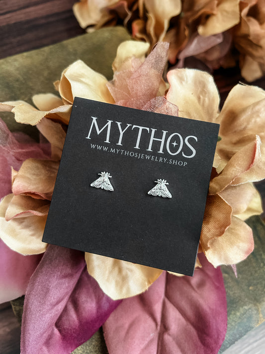 Moth Stud Earring (Silver)